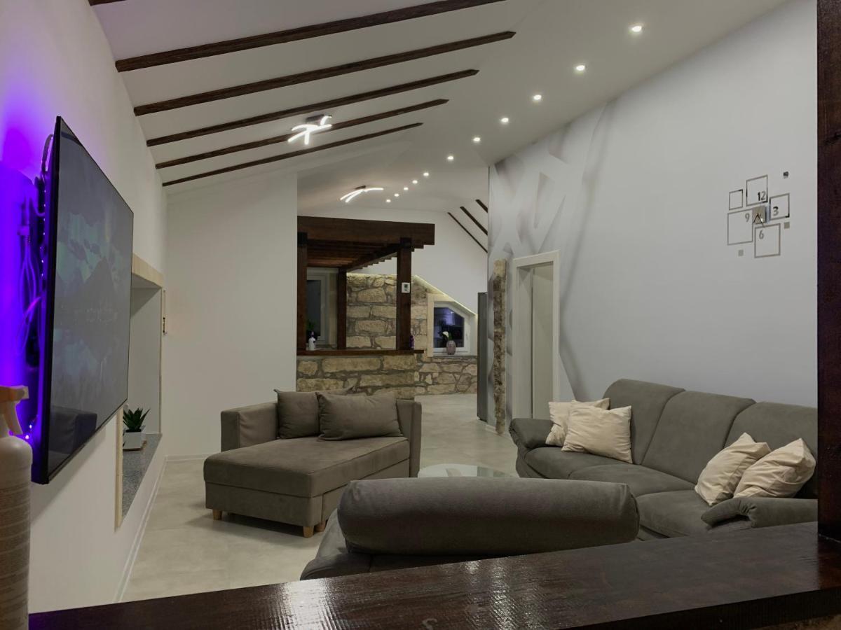 Kartal Centar Apartment บีฮัช ภายนอก รูปภาพ