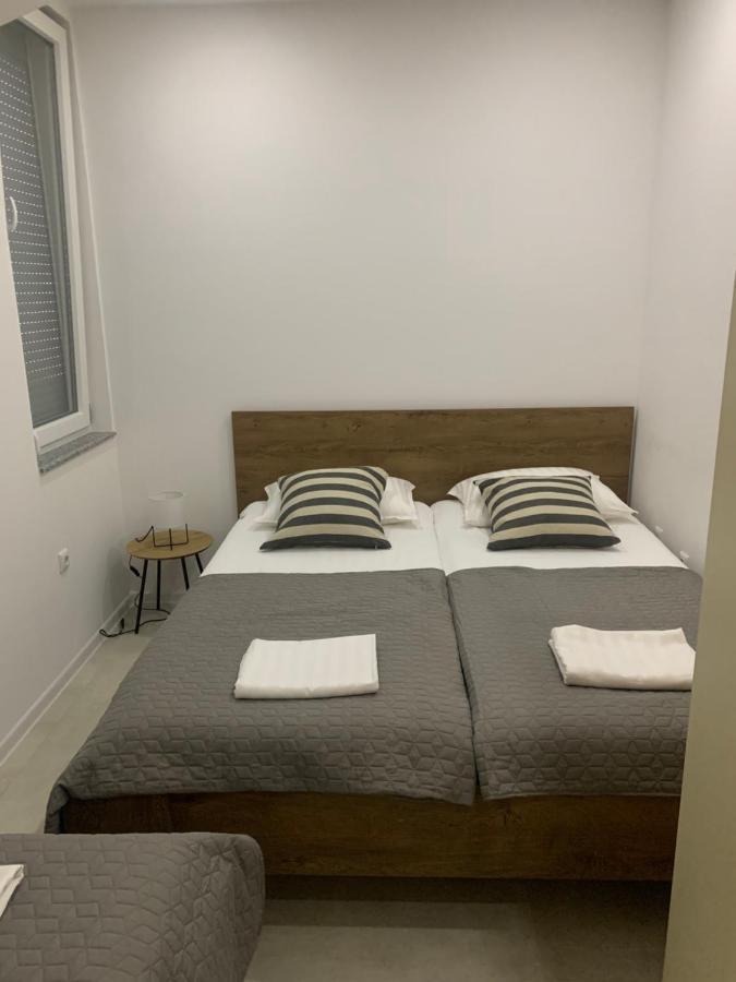Kartal Centar Apartment บีฮัช ภายนอก รูปภาพ