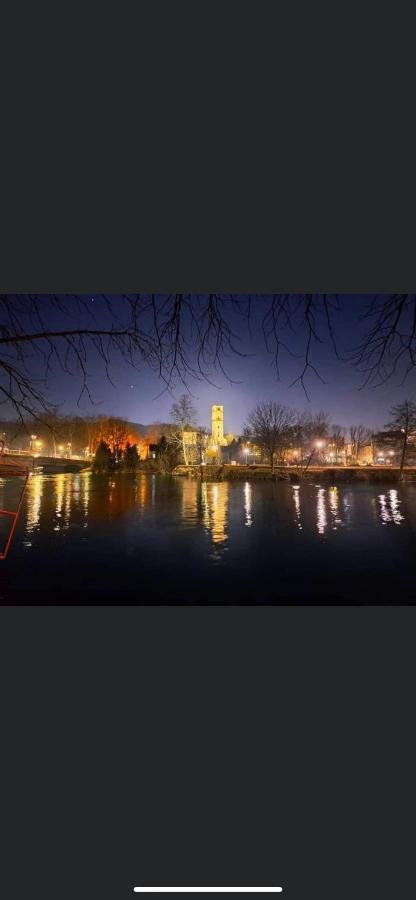 Kartal Centar Apartment บีฮัช ภายนอก รูปภาพ
